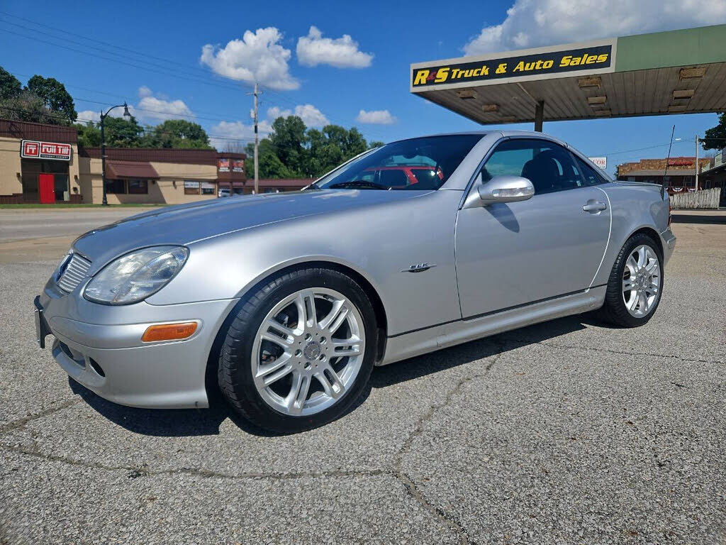2004 MERCEDES-BENZ SLK-Class