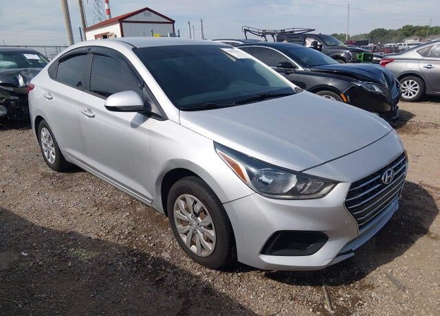2021 HYUNDAI Accent