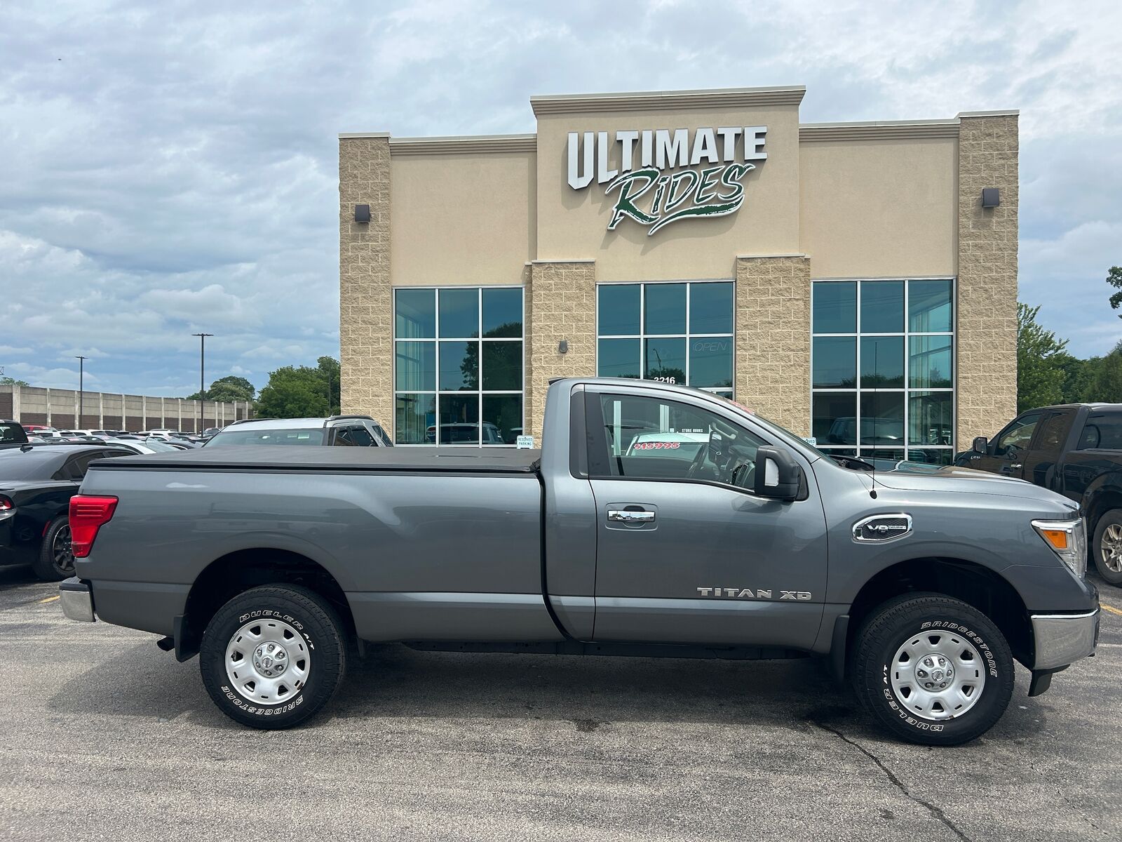 2017 NISSAN Titan