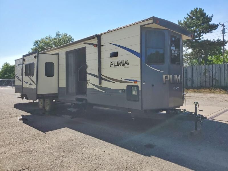 2019 FOREST RIVER Puma Towables