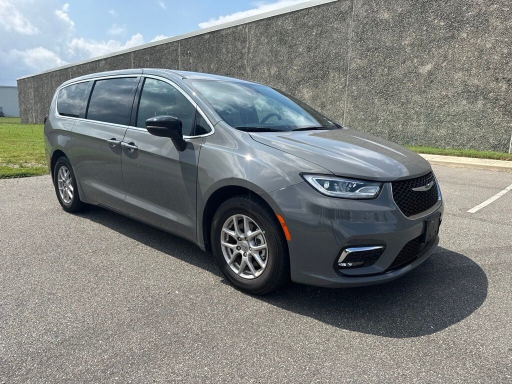 2025 CHRYSLER Pacifica
