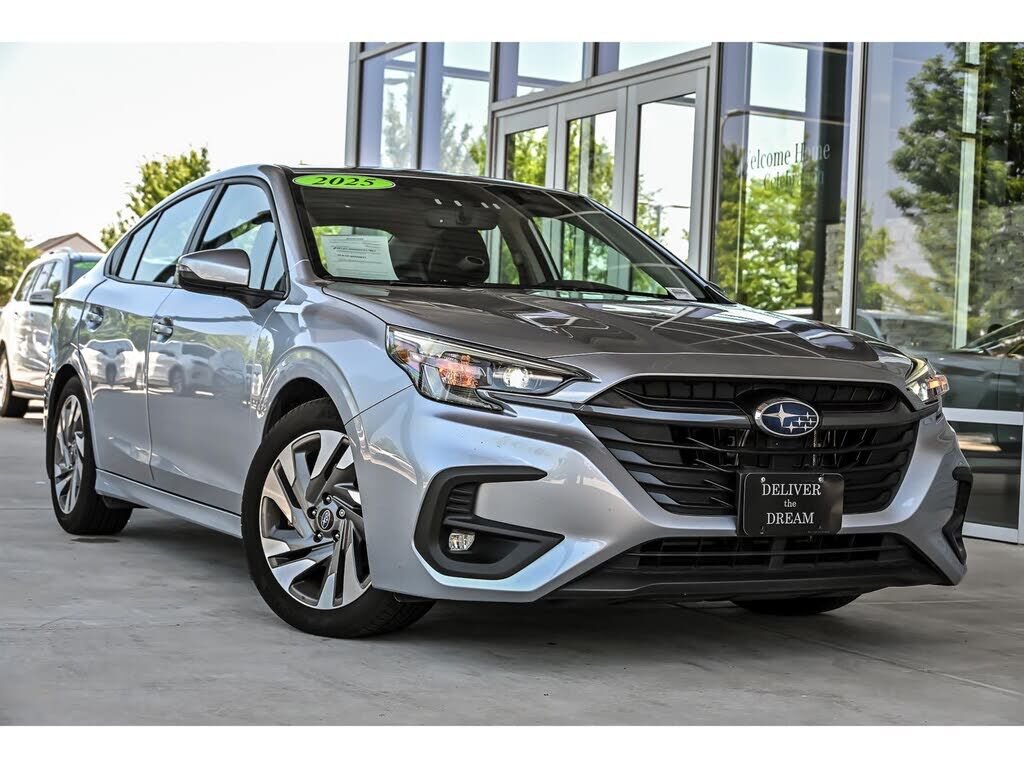 2025 SUBARU Legacy