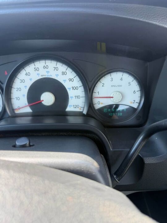 2010 DODGE Dakota
