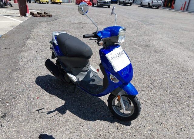 2014 GENUINE SCOOTERS Buddy