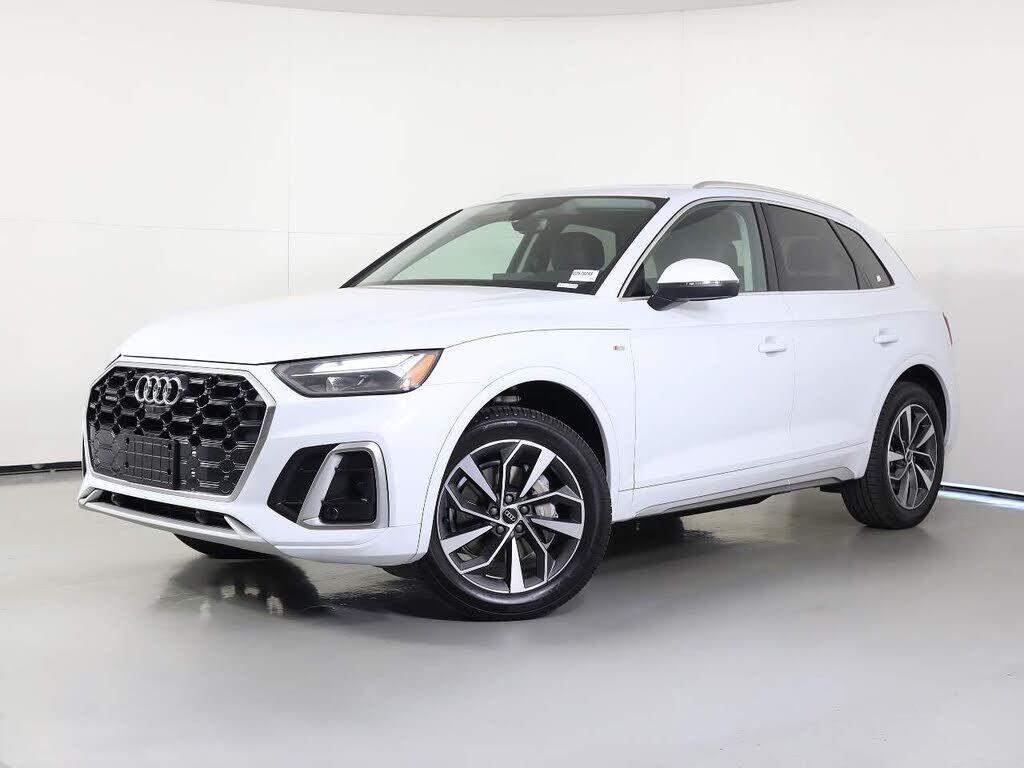 2022 AUDI Q5