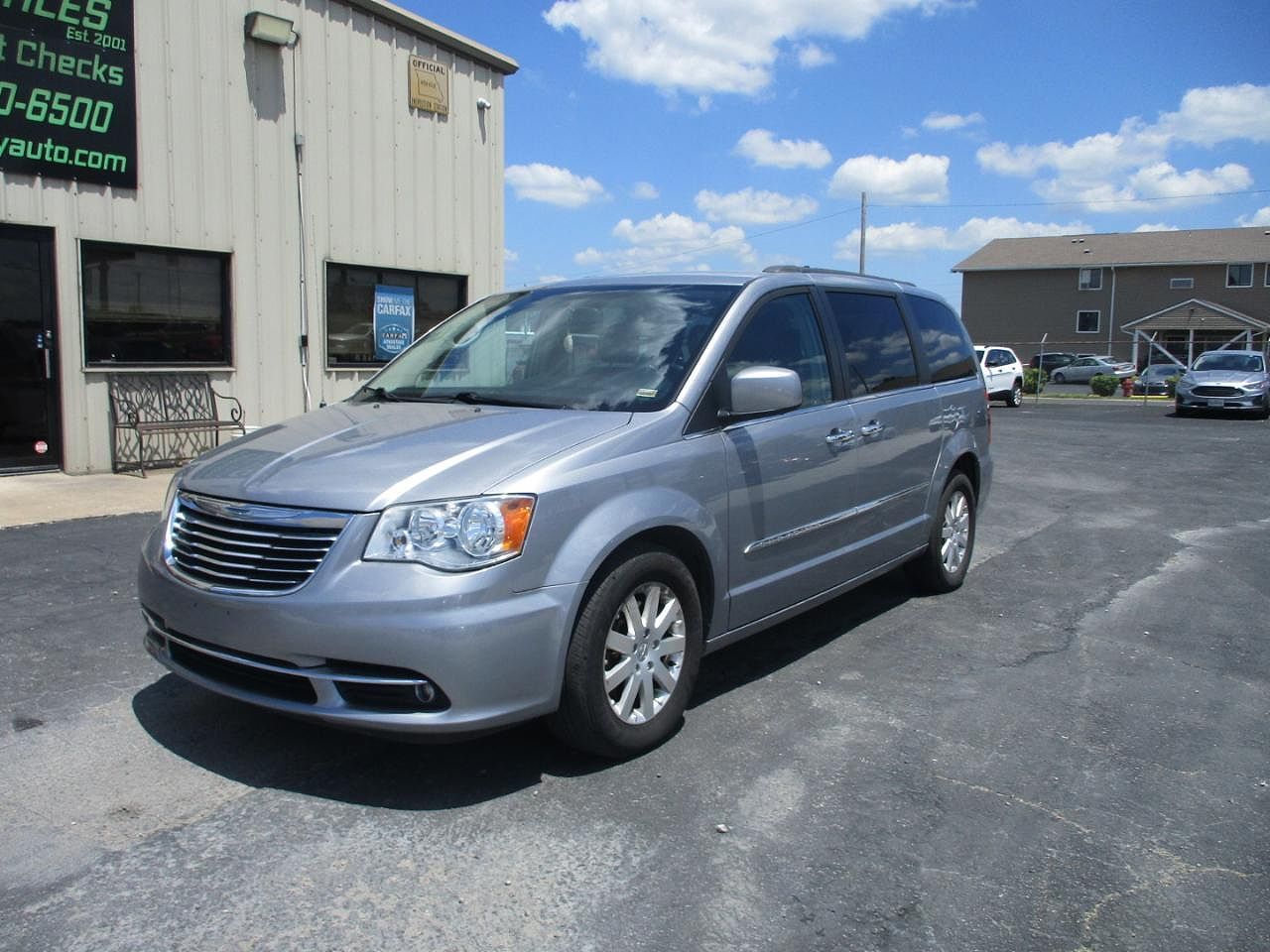 2015 CHRYSLER Town and Country
