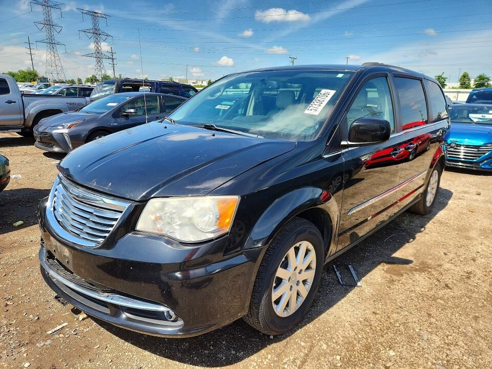 2013 CHRYSLER Town and Country