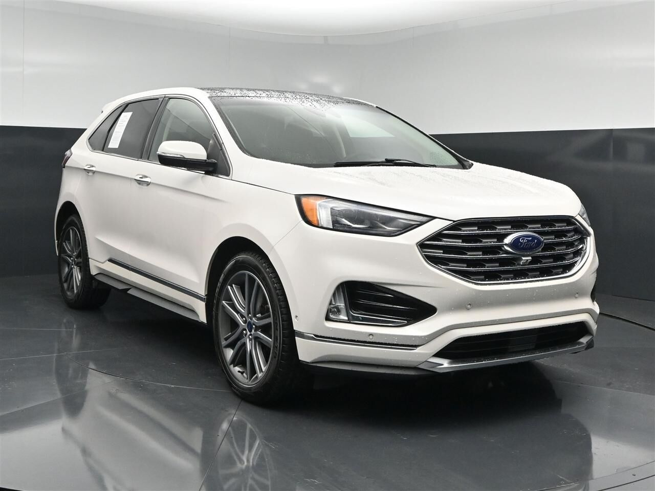 2019 FORD Edge