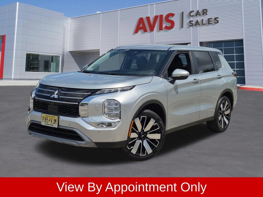 2025 MITSUBISHI Outlander