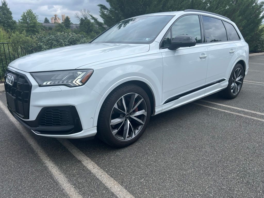 2023 AUDI SQ7
