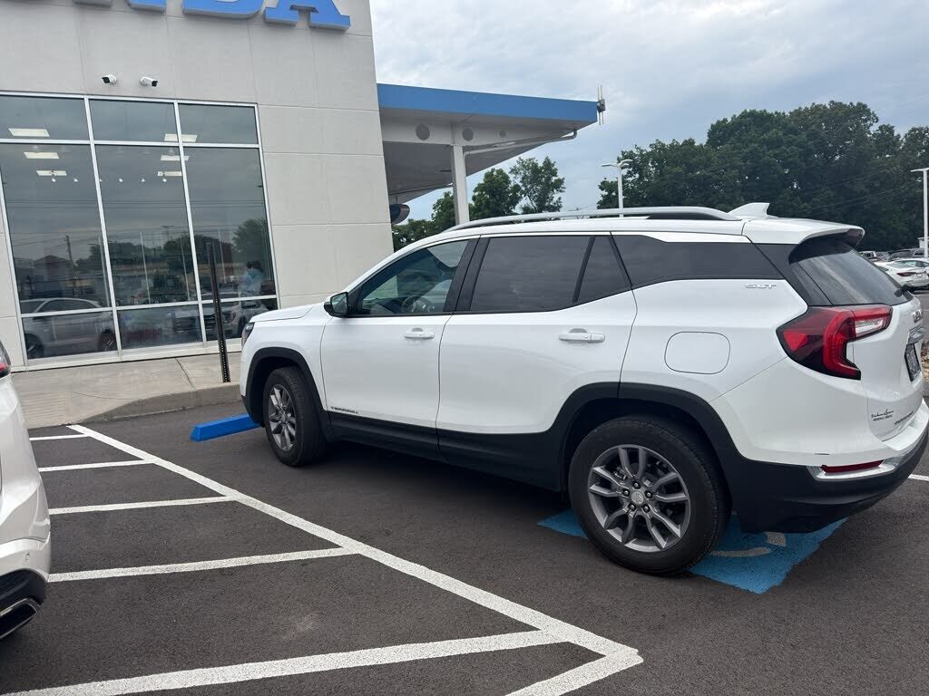 2023 GMC Terrain