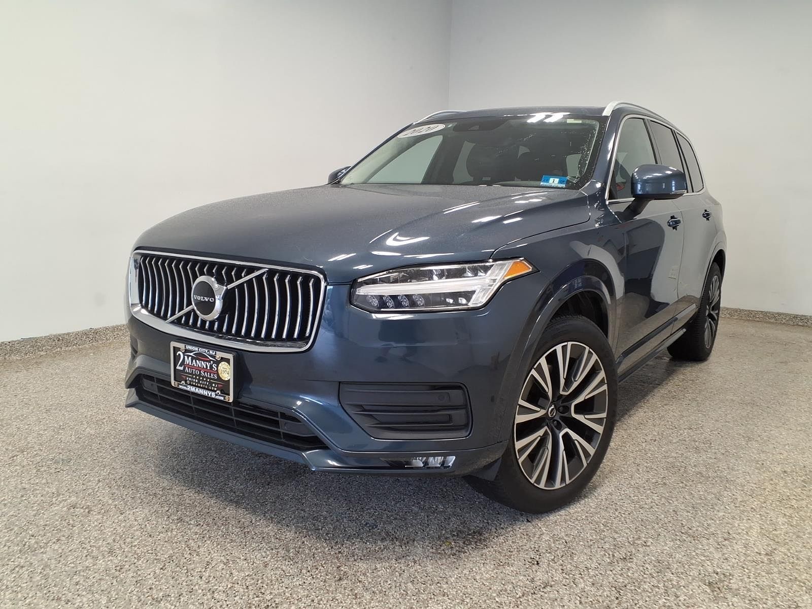 2020 VOLVO XC90
