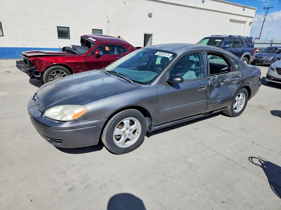2005 FORD Taurus