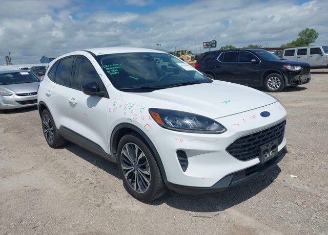 2022 FORD Escape