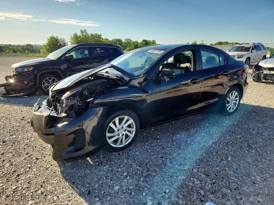 2012 MAZDA Mazda3