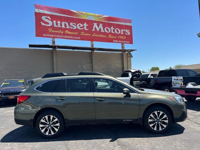 2017 SUBARU Outback
