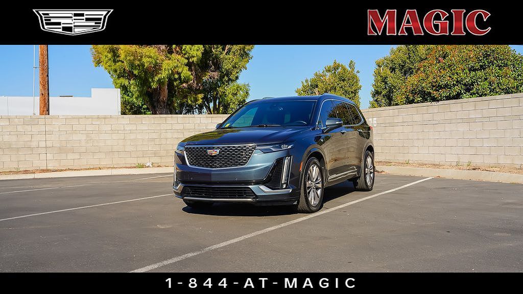 2020 CADILLAC XT6