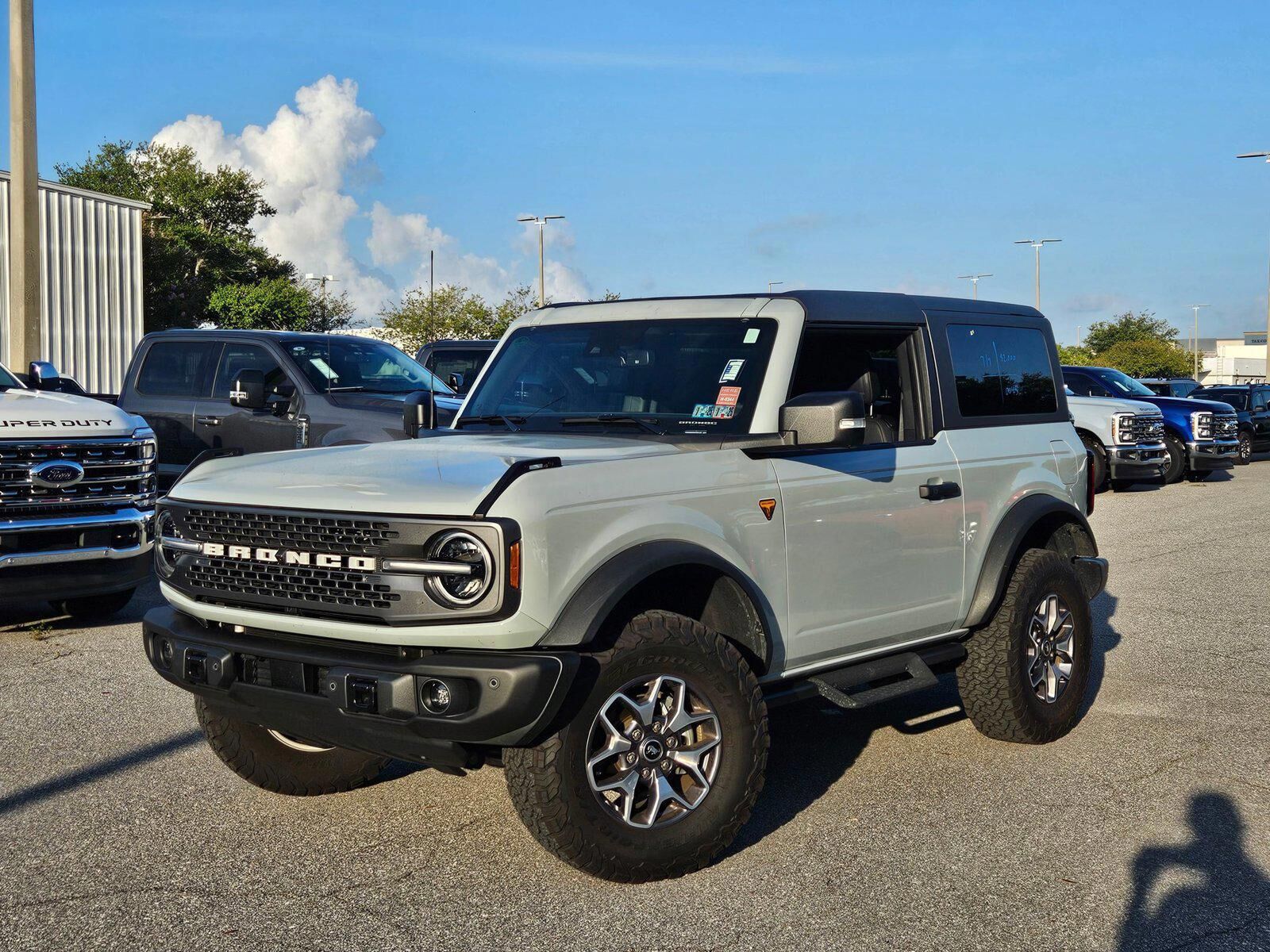 2023 FORD Bronco
