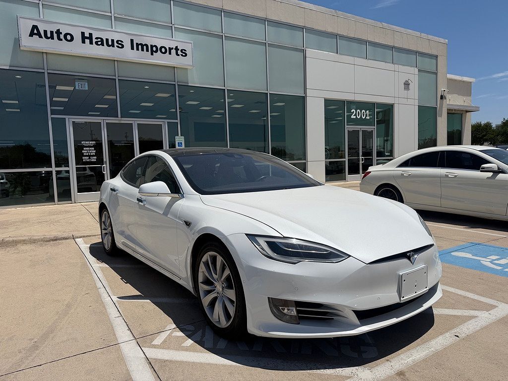 2016 TESLA Model S