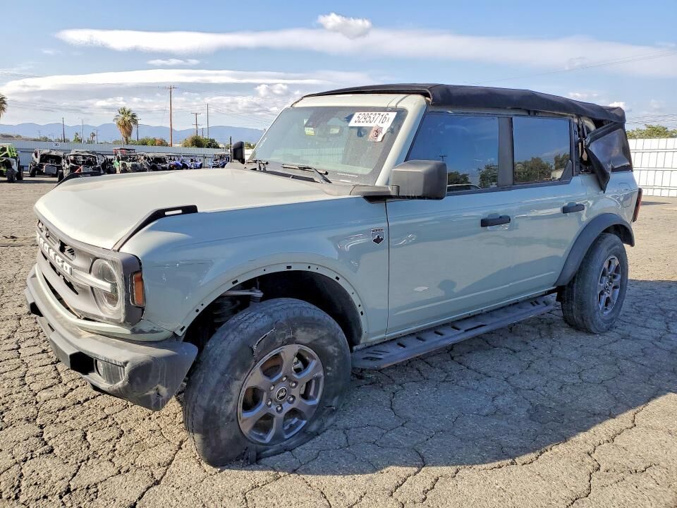 2023 FORD Bronco