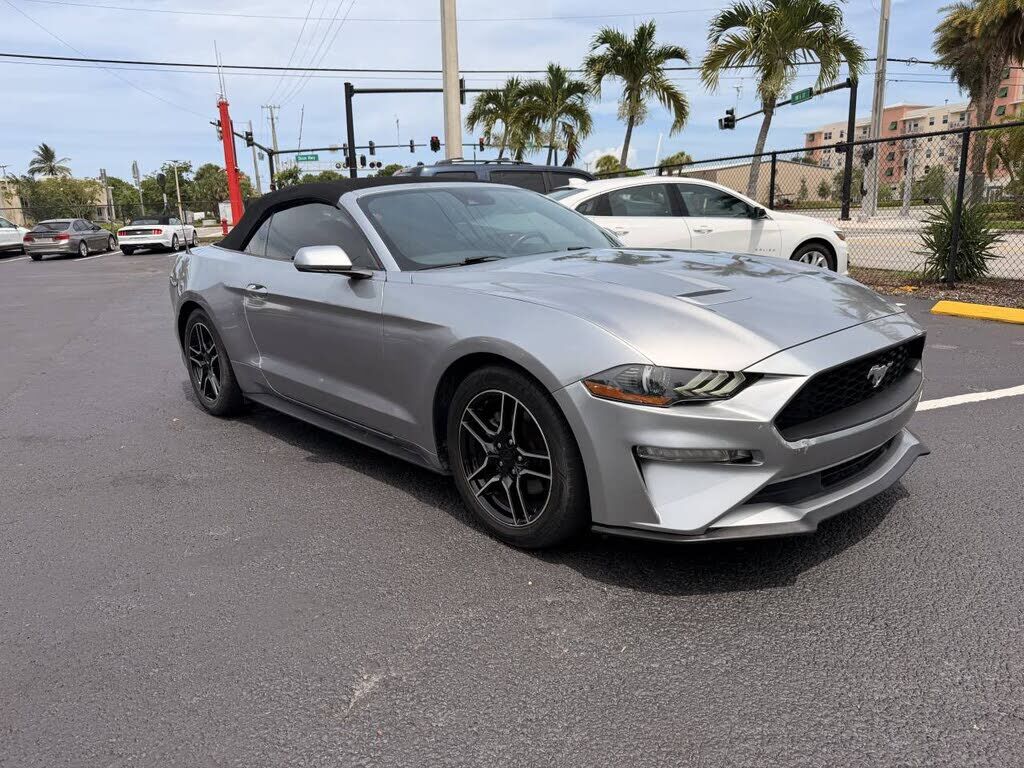 2021 FORD Mustang