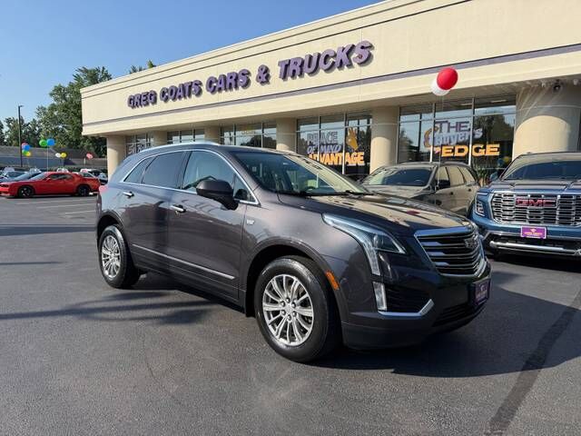 2017 CADILLAC XT5