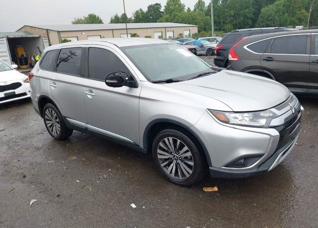 2019 MITSUBISHI Outlander