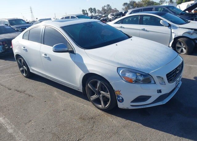 2012 VOLVO S60