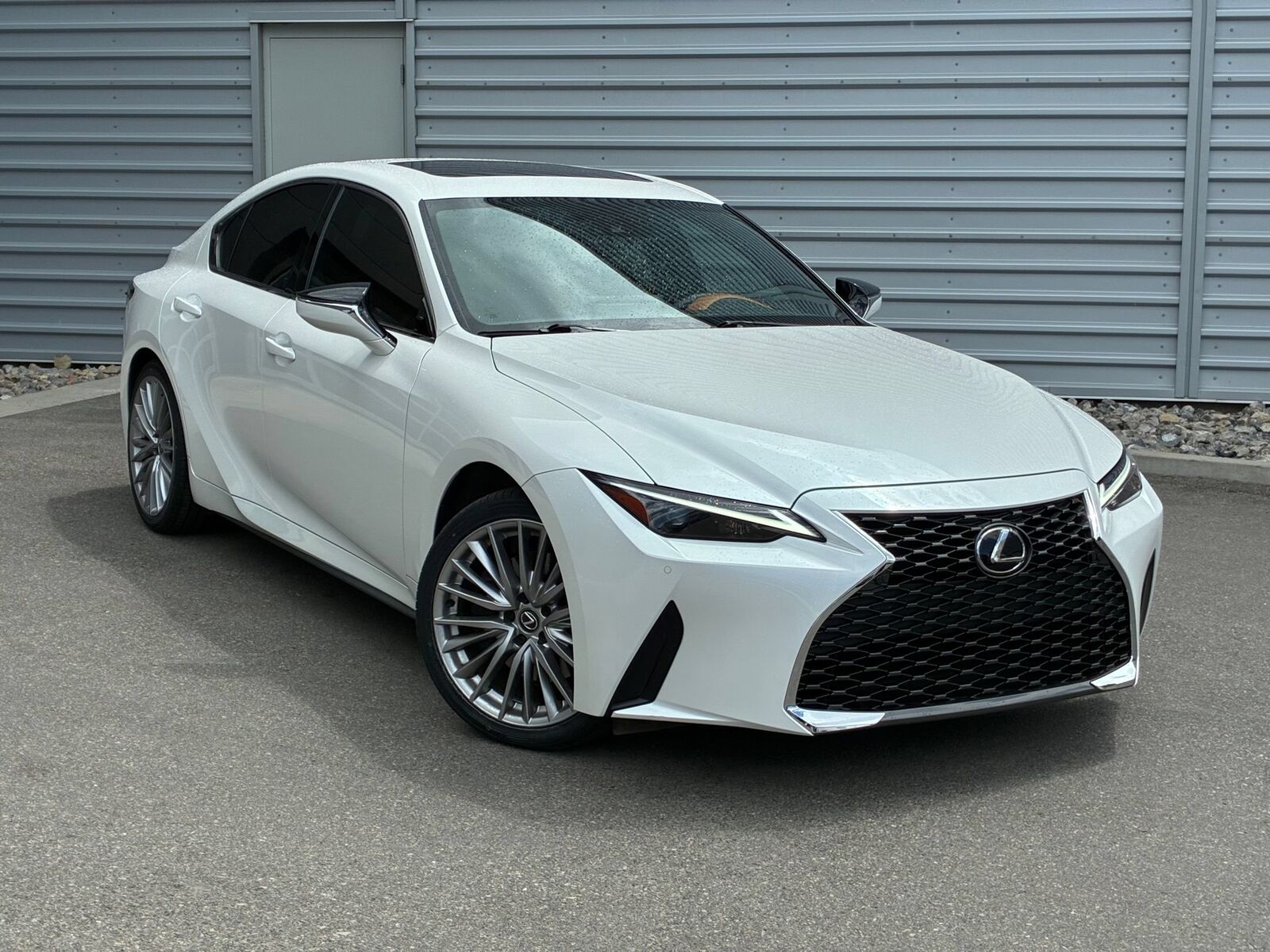 2024 LEXUS IS