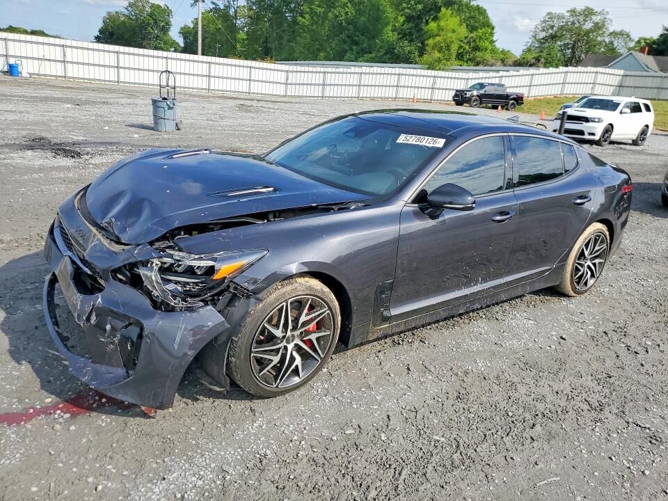 2023 KIA Stinger