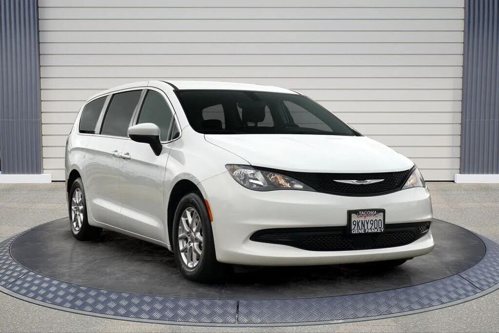 2022 CHRYSLER Pacifica