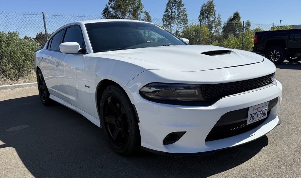 2019 DODGE Charger