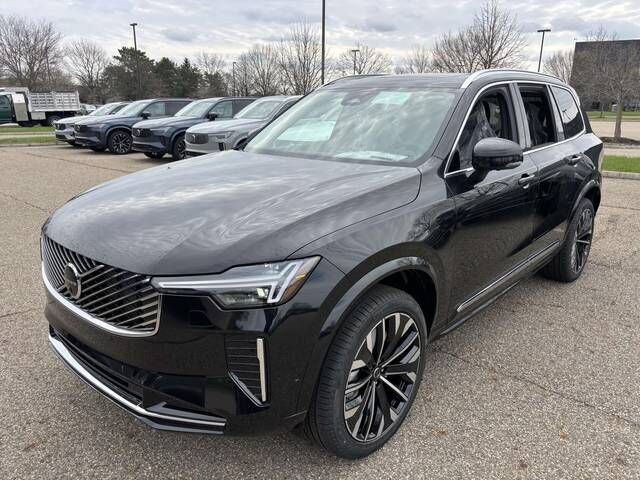 2026 VOLVO XC90