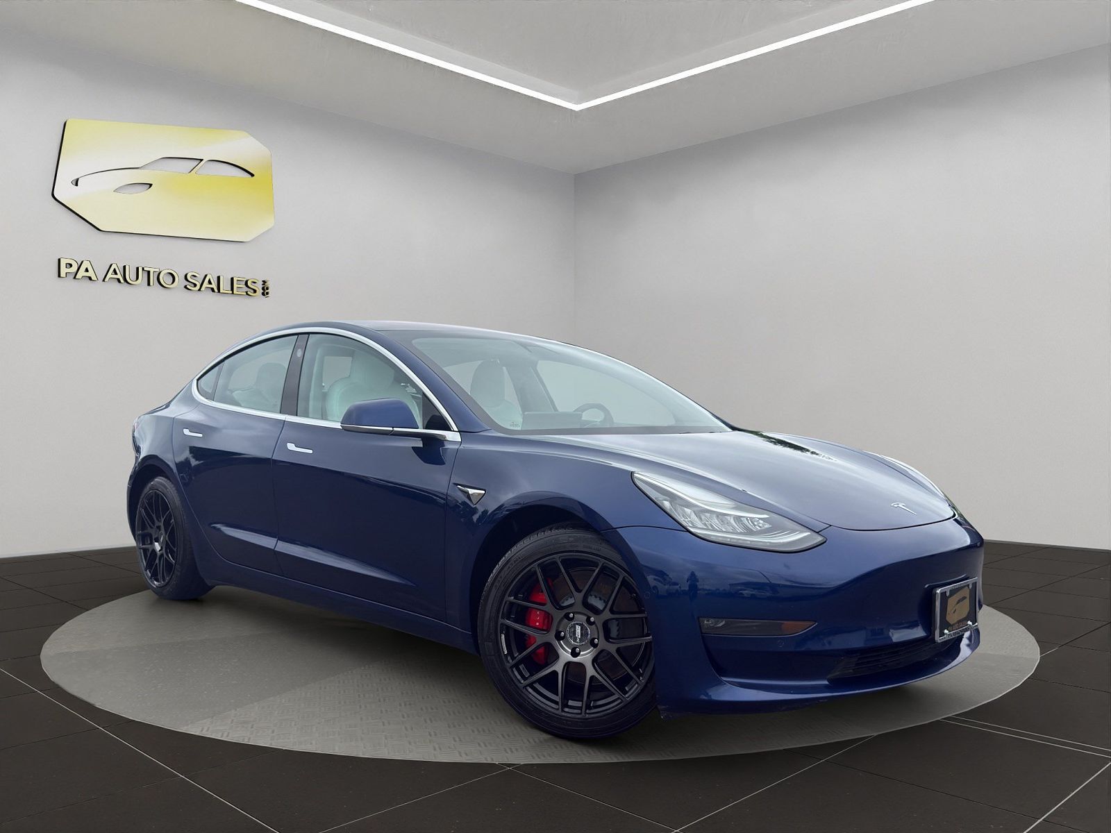 2018 TESLA Model 3