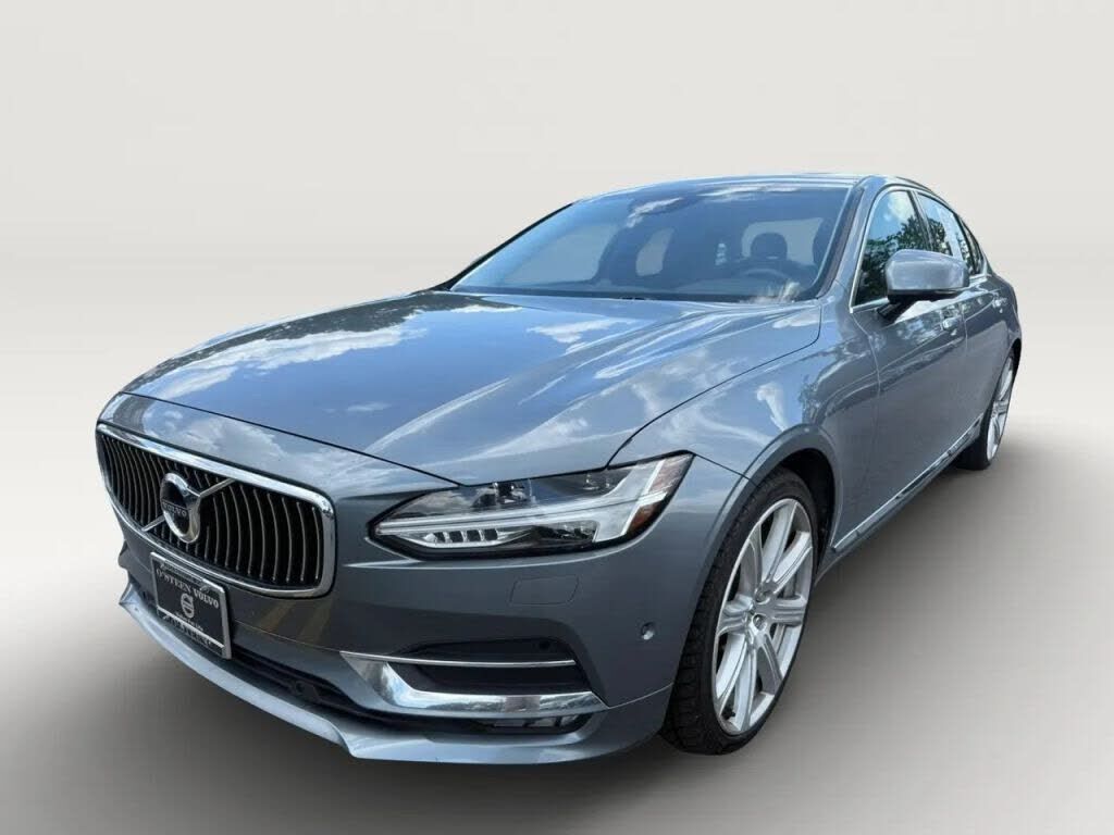 2018 VOLVO S90