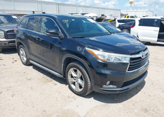 2015 TOYOTA Highlander