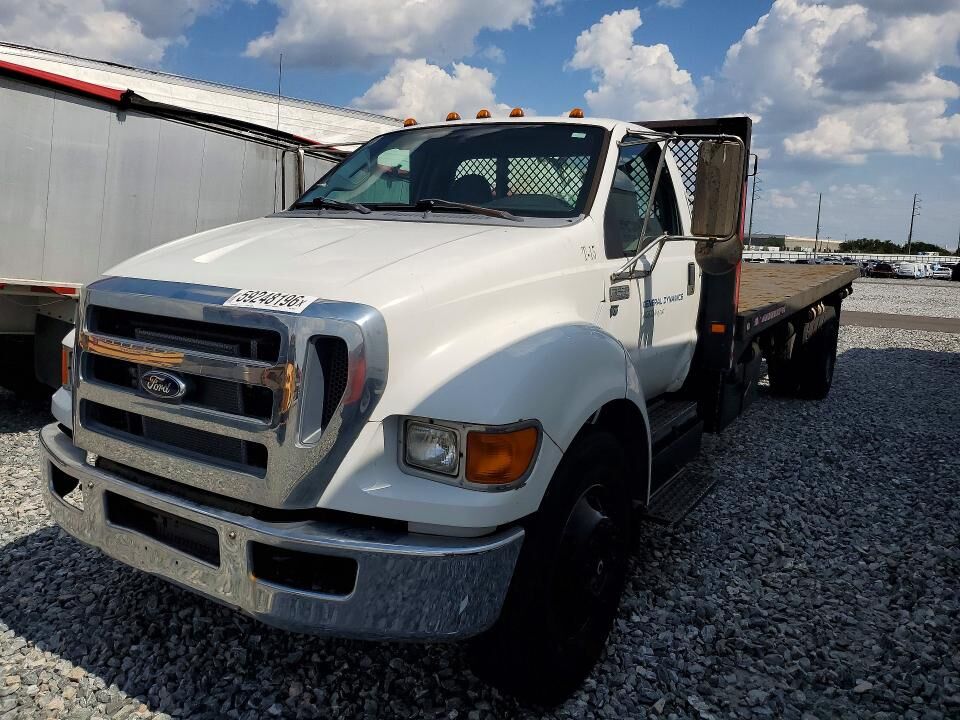 2015 FORD F-650