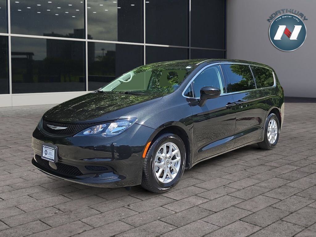 2022 CHRYSLER Pacifica