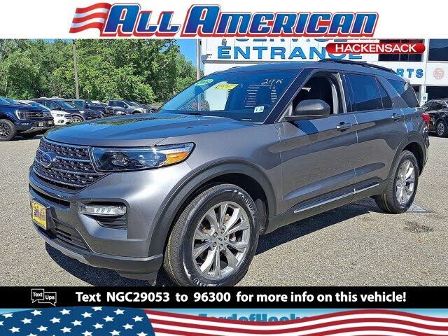 2022 FORD Explorer