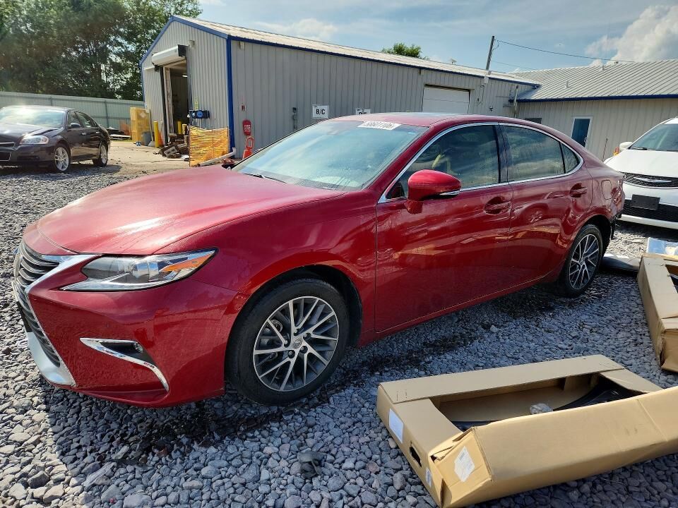 2016 LEXUS ES