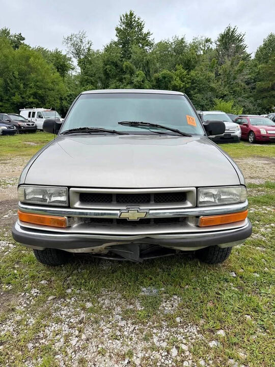 2001 CHEVROLET S-10 Pickup