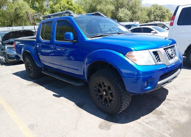 2015 NISSAN Frontier