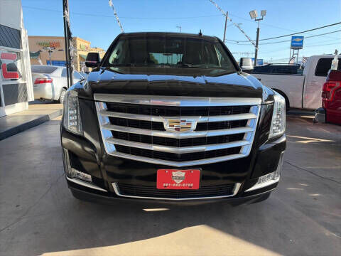 2018 CADILLAC Escalade