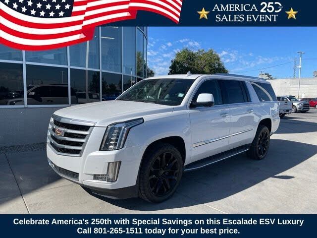 2016 CADILLAC Escalade