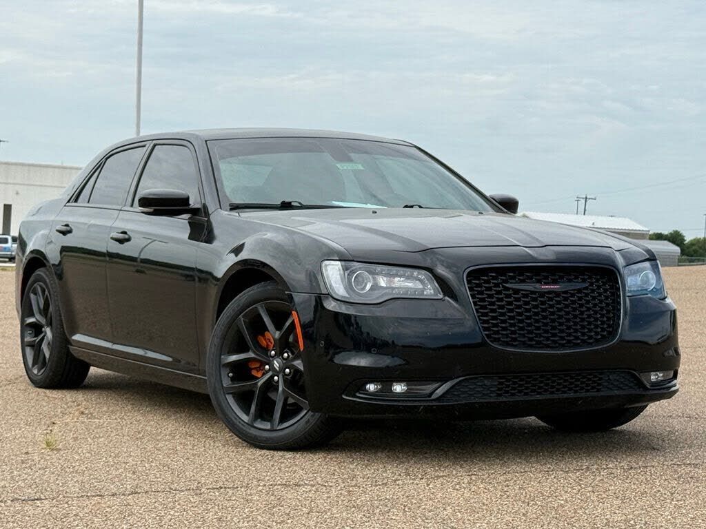 2022 CHRYSLER 300
