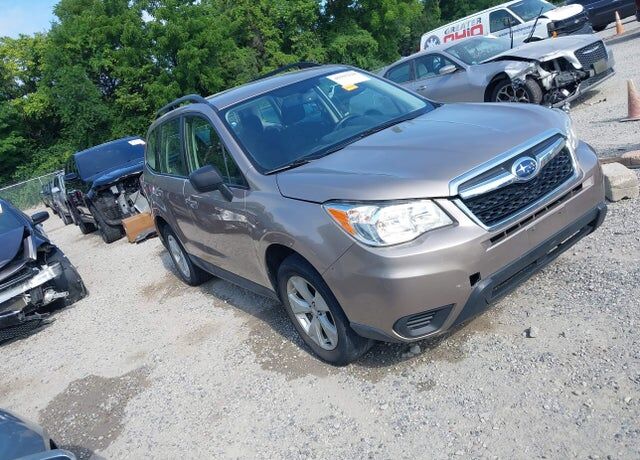 2016 SUBARU Forester