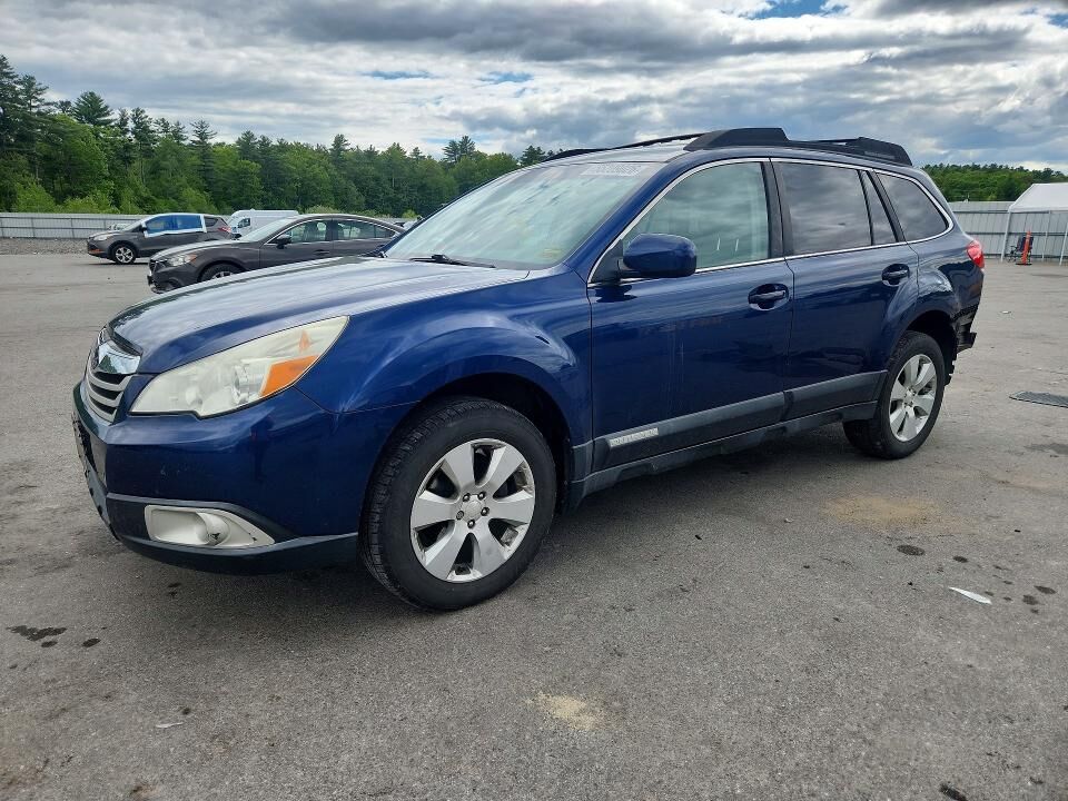 2011 SUBARU Outback
