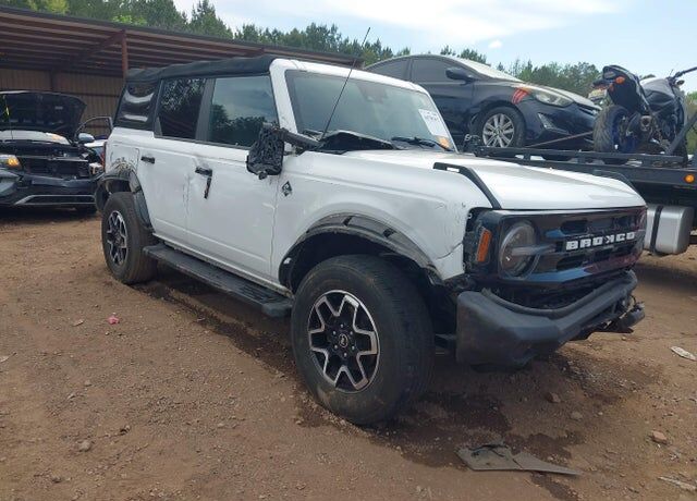 2022 FORD Bronco