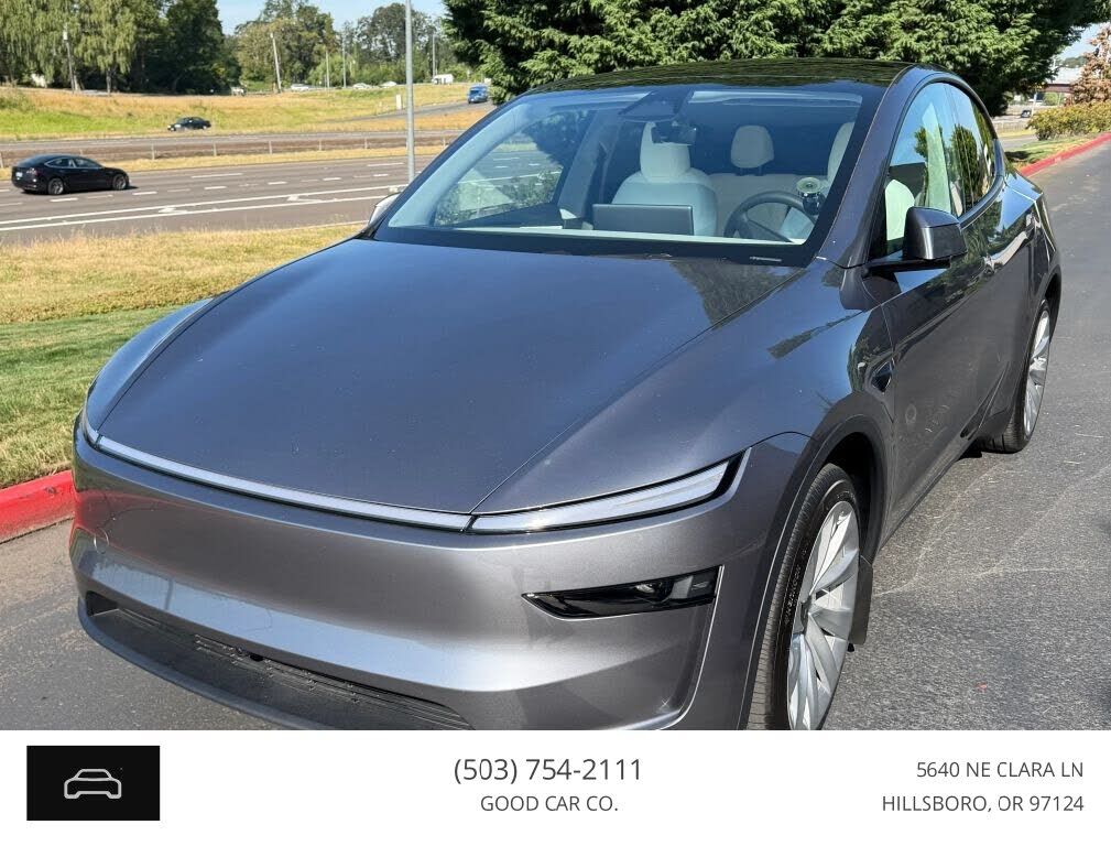 2026 TESLA Model Y
