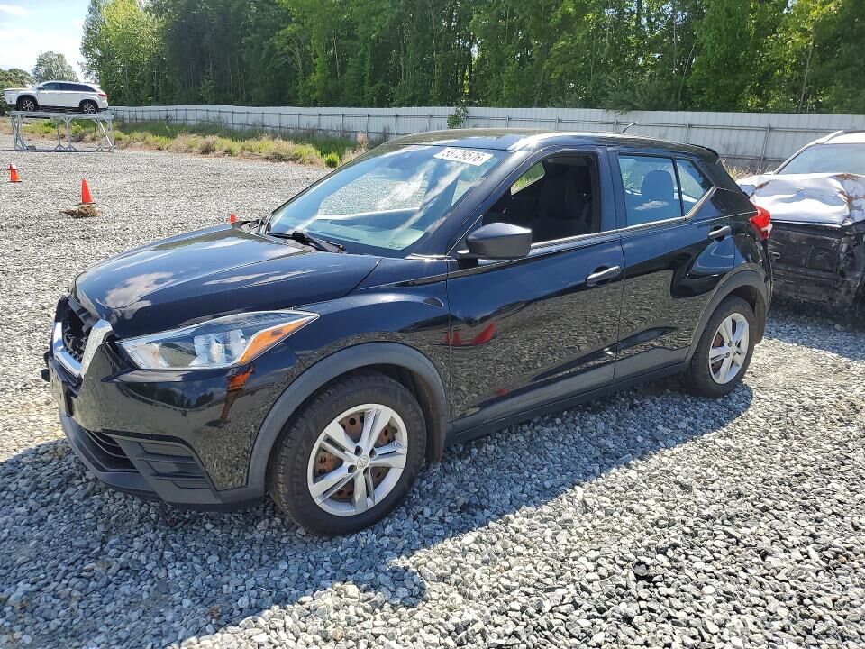 2020 NISSAN Kicks